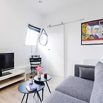Charming Aprt - 1 Bdr 2P - Victor Hugo
